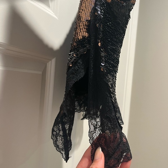 Free People Intimately Swinging ROSE GOLD Sequin Top XS embellished shine CAMI - Picture 5 of 7